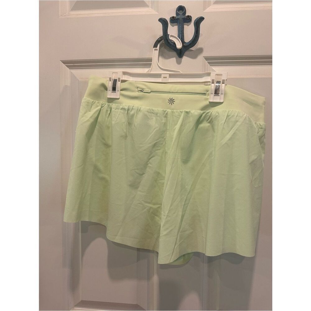 Athleta Medium Fast Route Run shorts Mint Green or Navy Blue - Picture 3 of 8